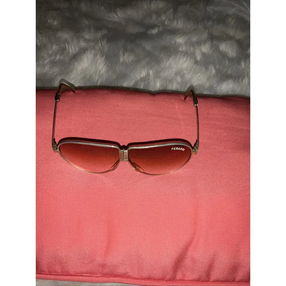 VINTAGE FERARRI FOLDING SUNGLASSES BROWN ZIP UP CASE 1980'S GOLD RIM AVIATOR